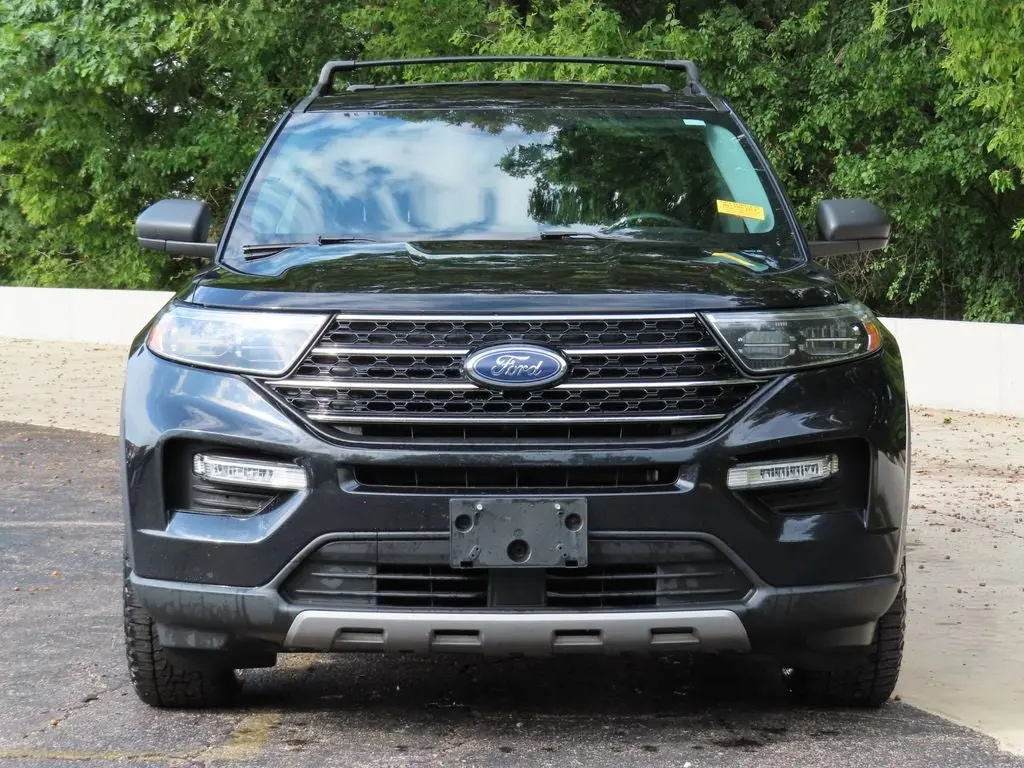 2021 Ford Explorer XLT 4WD photo 4