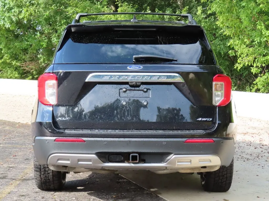 2021 Ford Explorer XLT 4WD photo 5