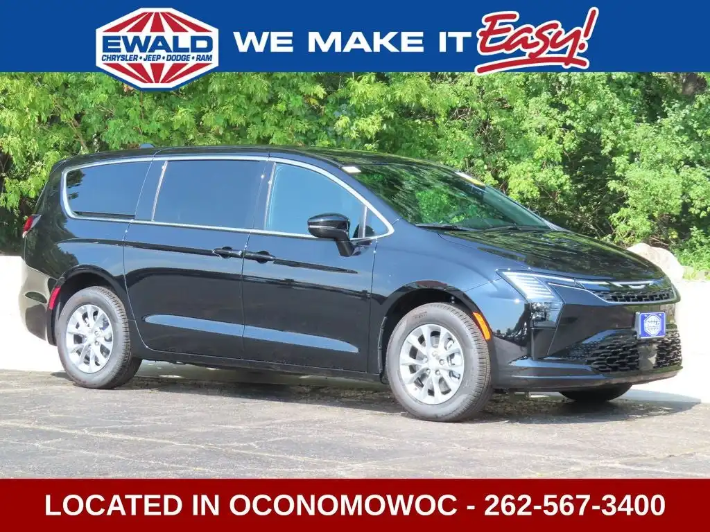 2027 Chrysler Pacifica Select AWD's photo