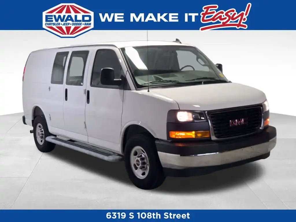 2025 GMC Savana 2500's photo
