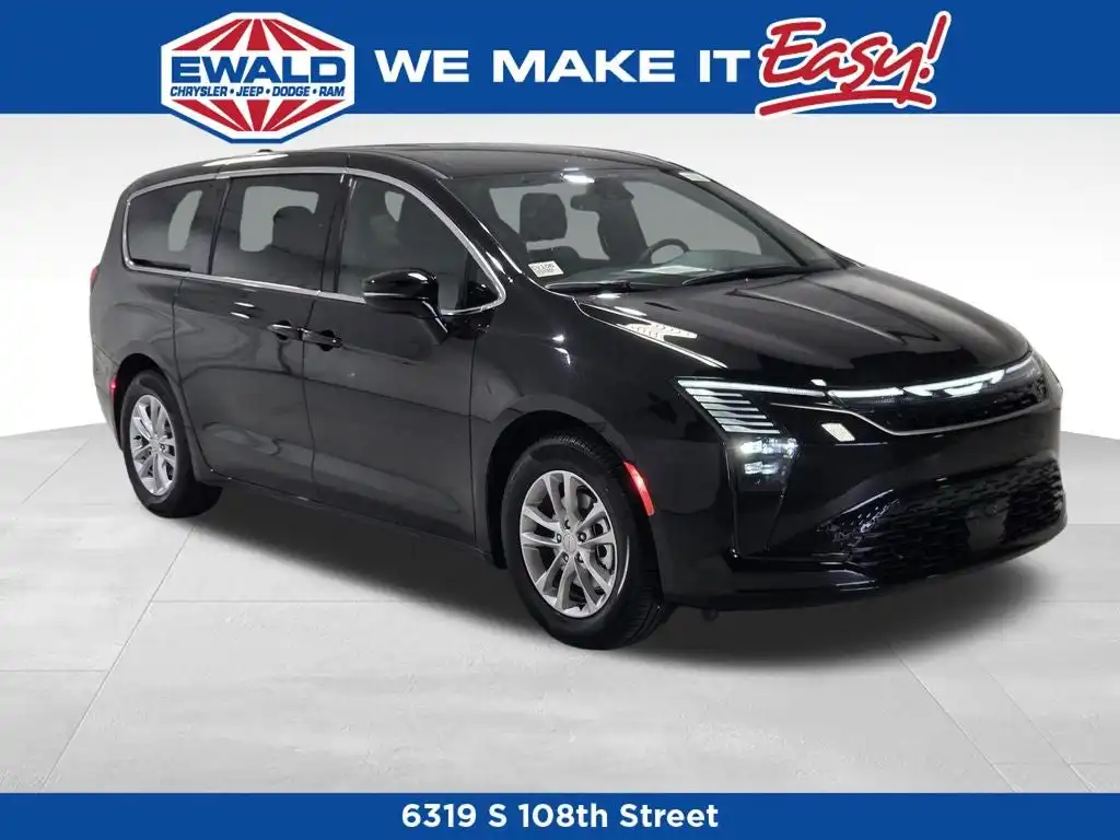 2027 Chrysler Pacifica Select's photo