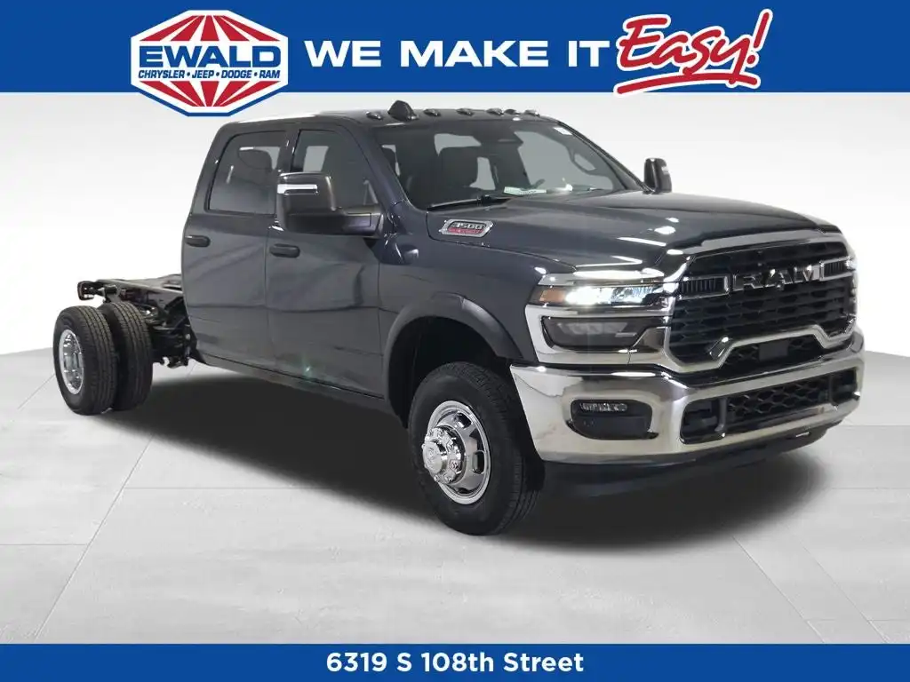 2026 RAM 3500 Tradesman 4X4 Crew Cab's photo