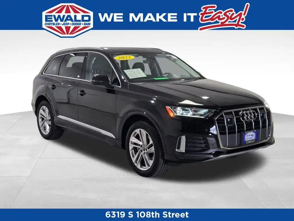 2023 Audi Q7 45 Premium quattro Tiptronic's photo