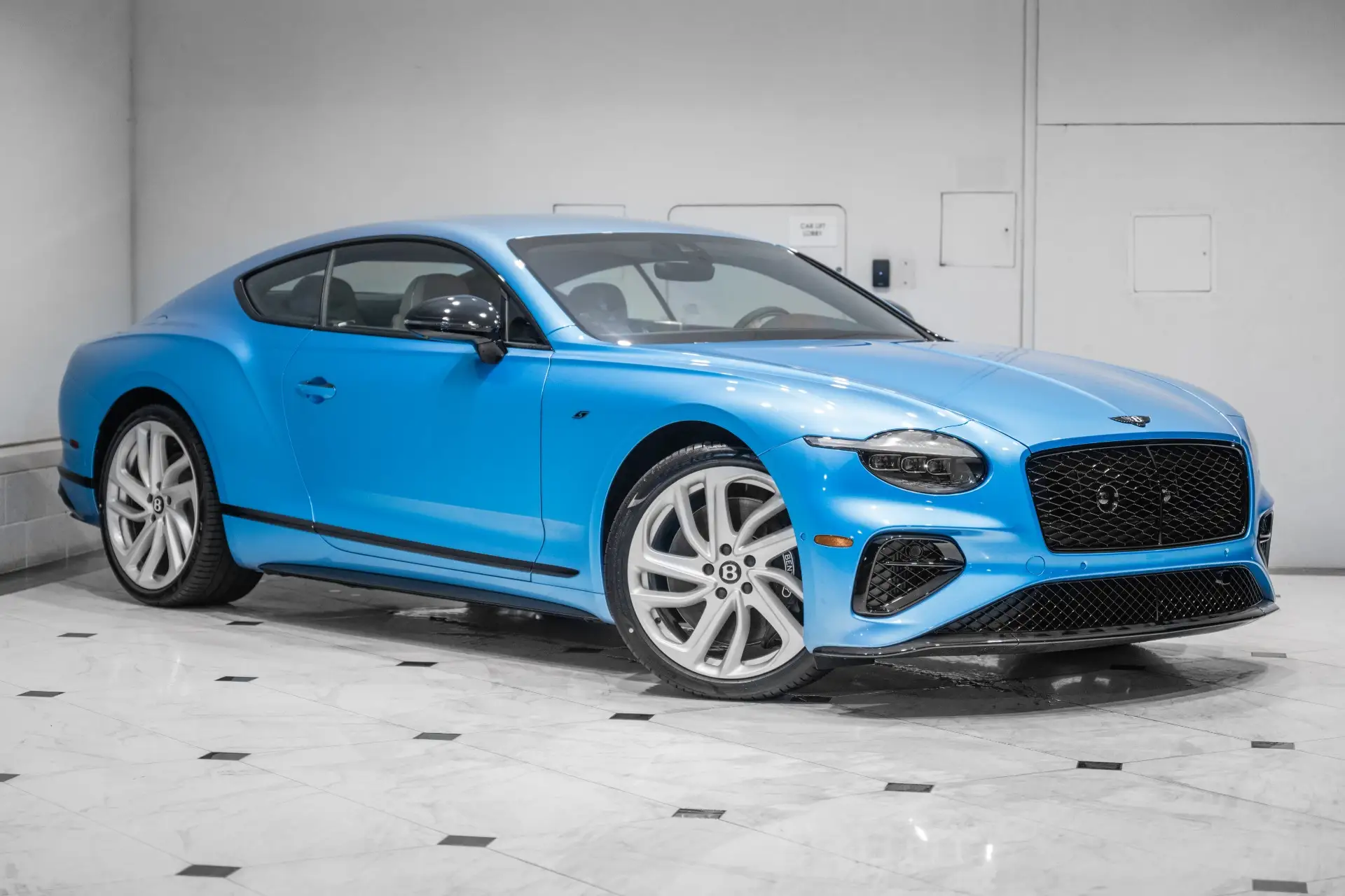 2026 Bentley Continental GT undefined photo 1
