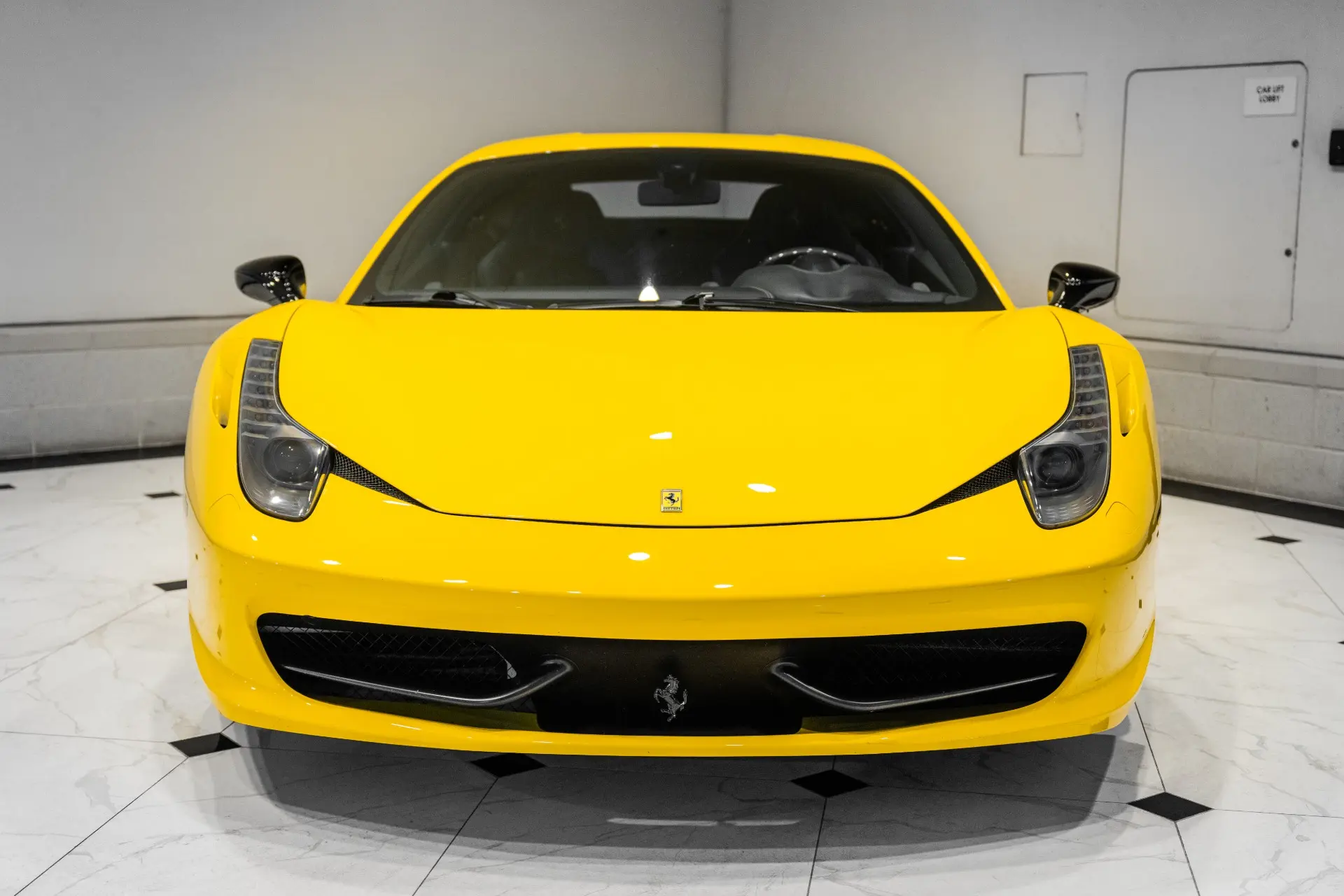 2011 Ferrari 458 Base photo 4
