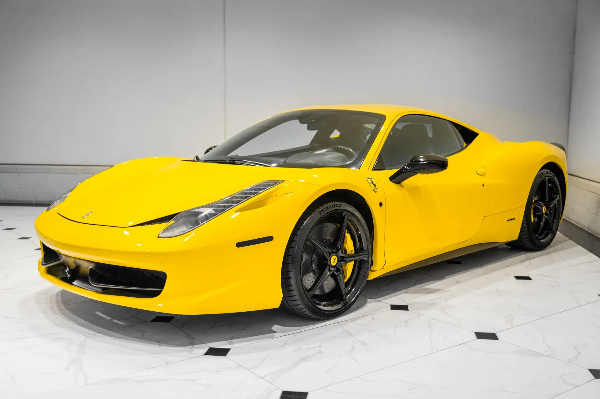 2011 Ferrari 458 Base photo 5