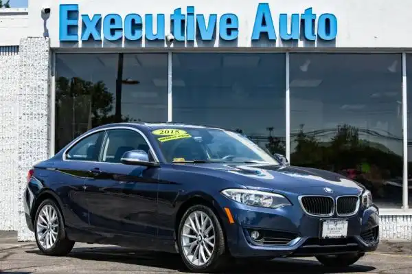 2015 BMW 2 Series 228i xDrive Coupe's photo