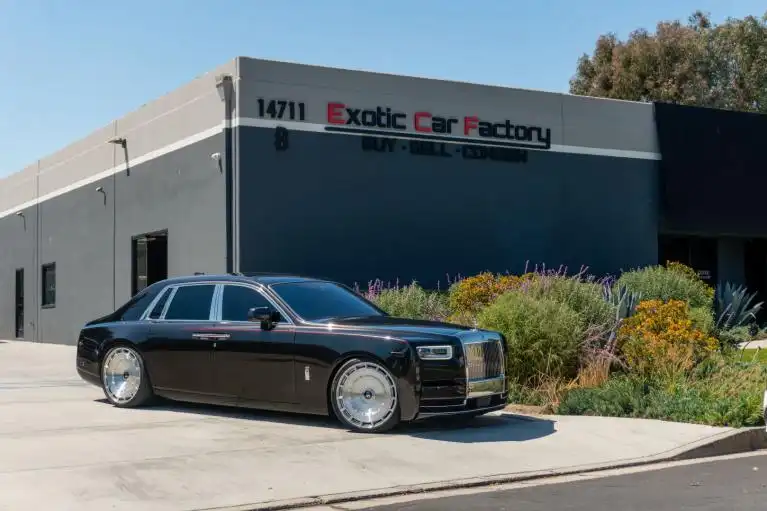2021 Rolls-Royce Phantom Base's photo