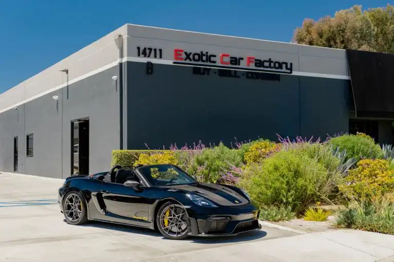 2025 Porsche 718 Spyder RS's photo