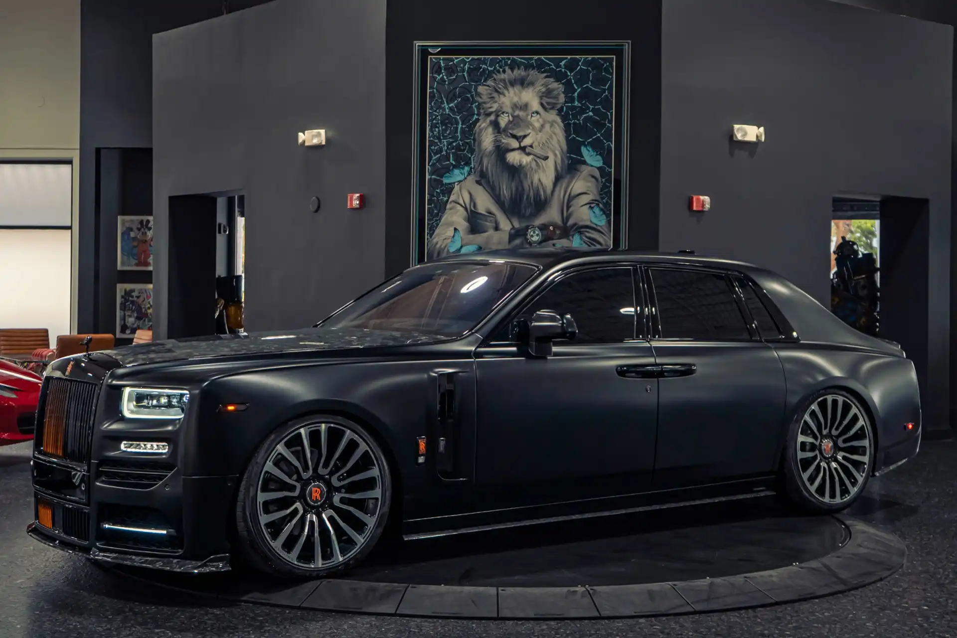 2022 Rolls-Royce Phantom Base's photo