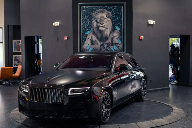 2023 Rolls-Royce Ghost Black Badge's photo