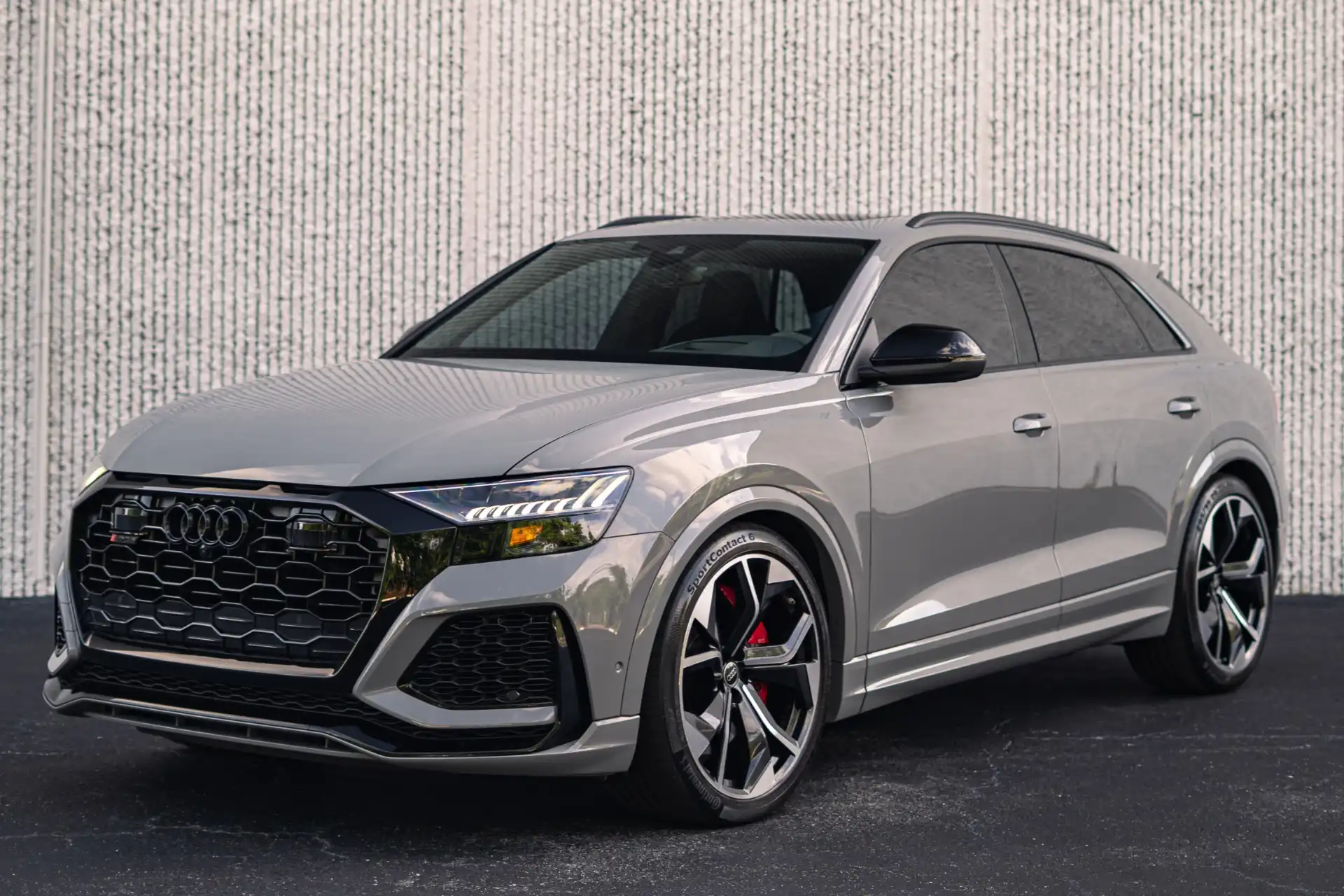 2024 Audi RS Q8 Base's photo