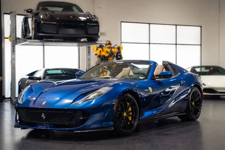 2021 Ferrari 812 Base's photo