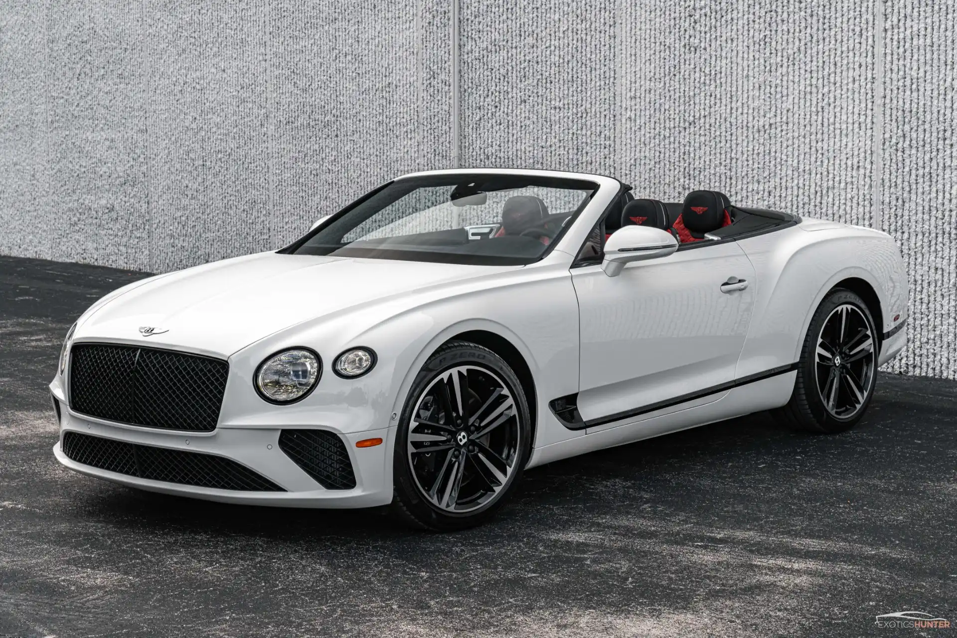 2020 Bentley Continental GT Convertible's photo