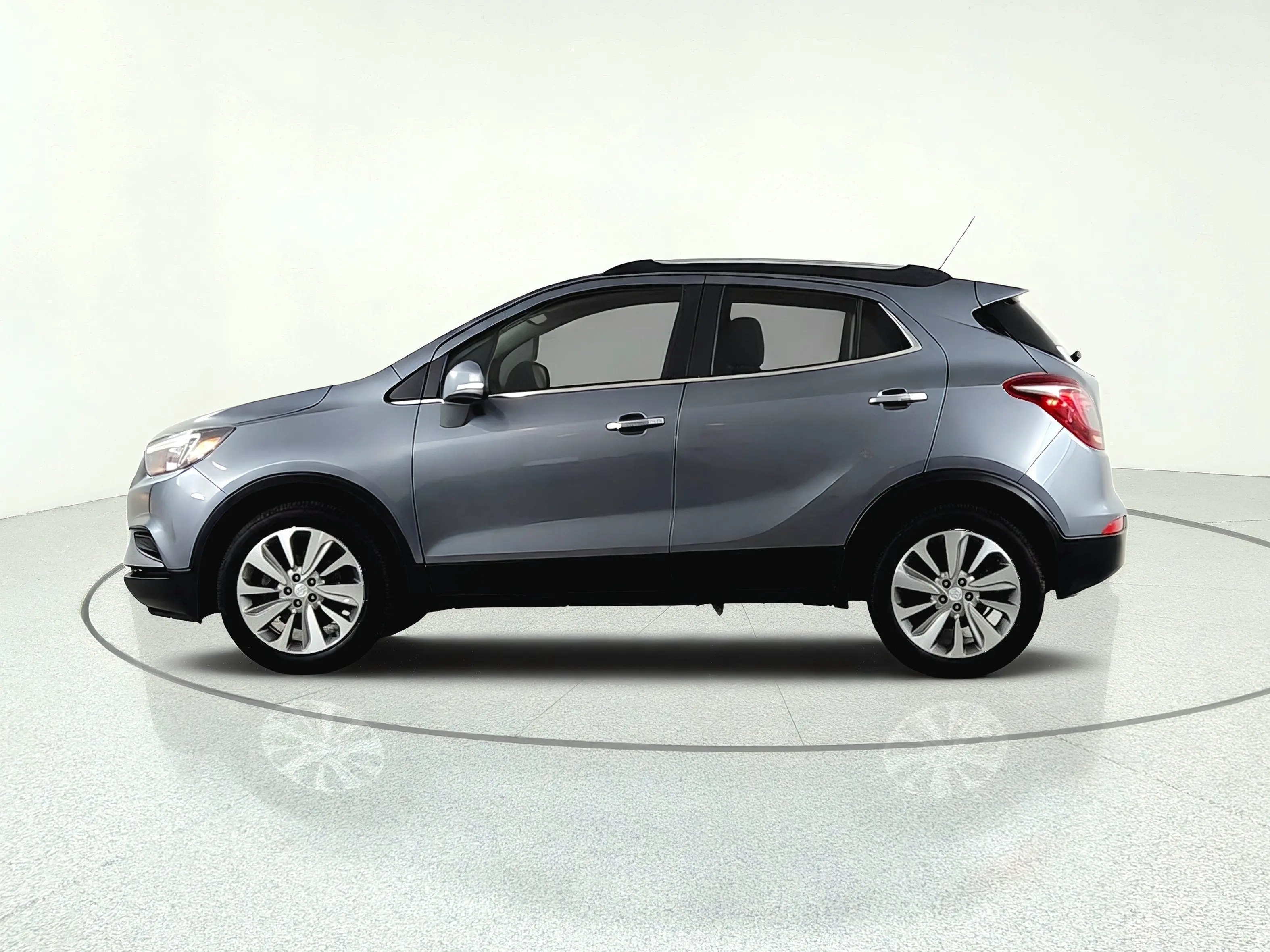 2019 Buick Encore Preferred photo 4