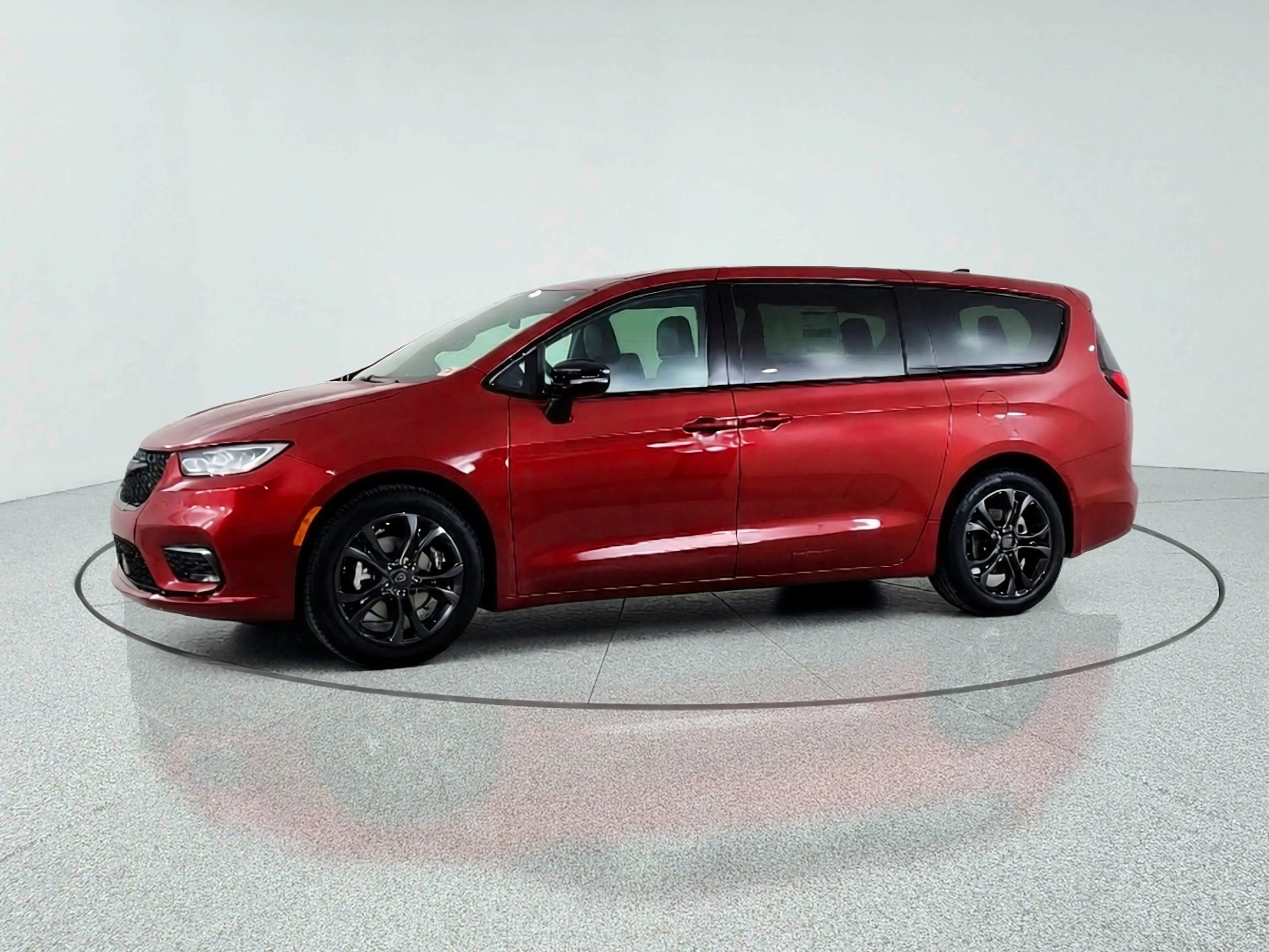 2026 Chrysler Pacifica Select photo 3