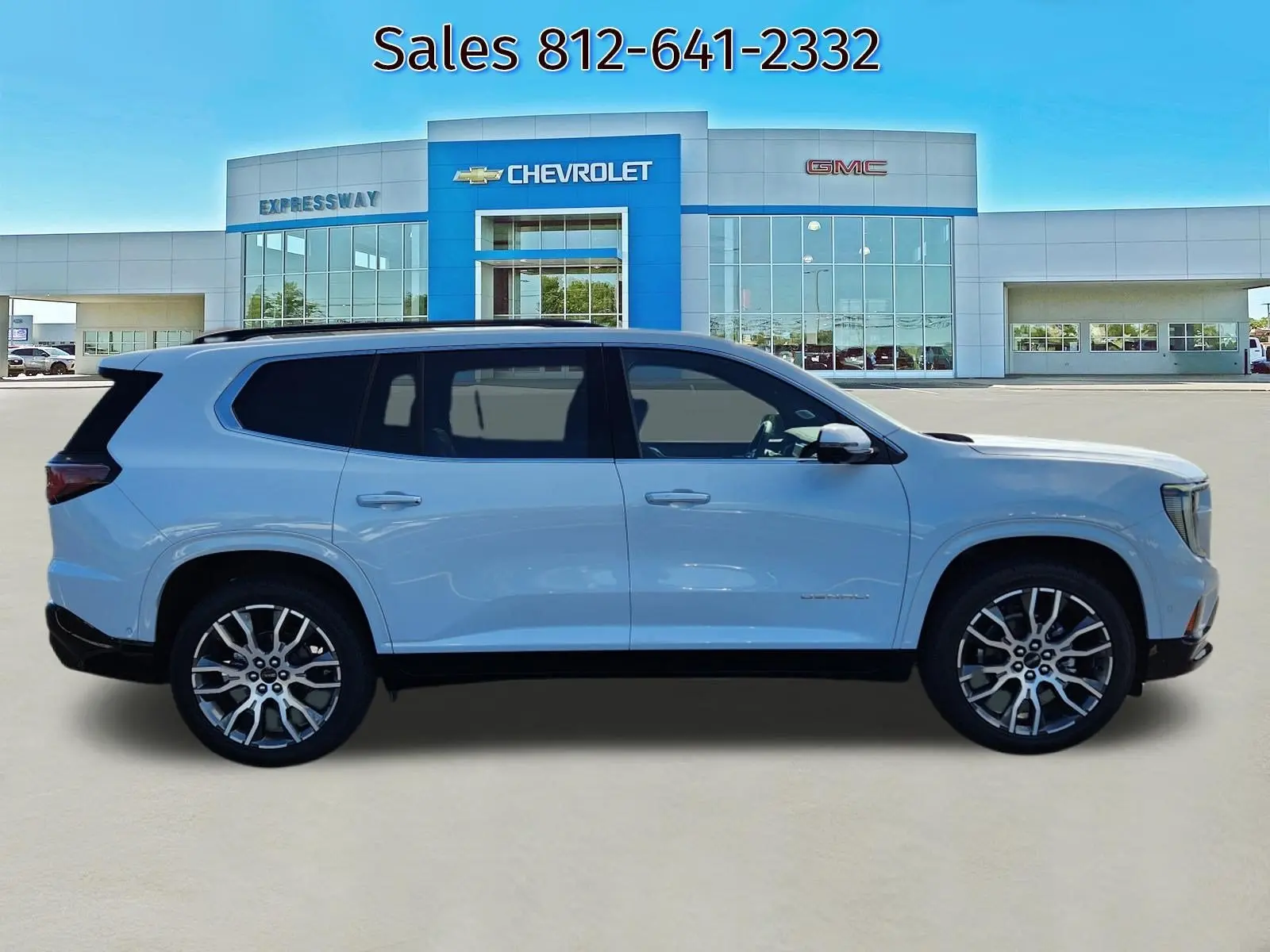 2026 GMC Acadia Denali Ultimate AWD photo 5