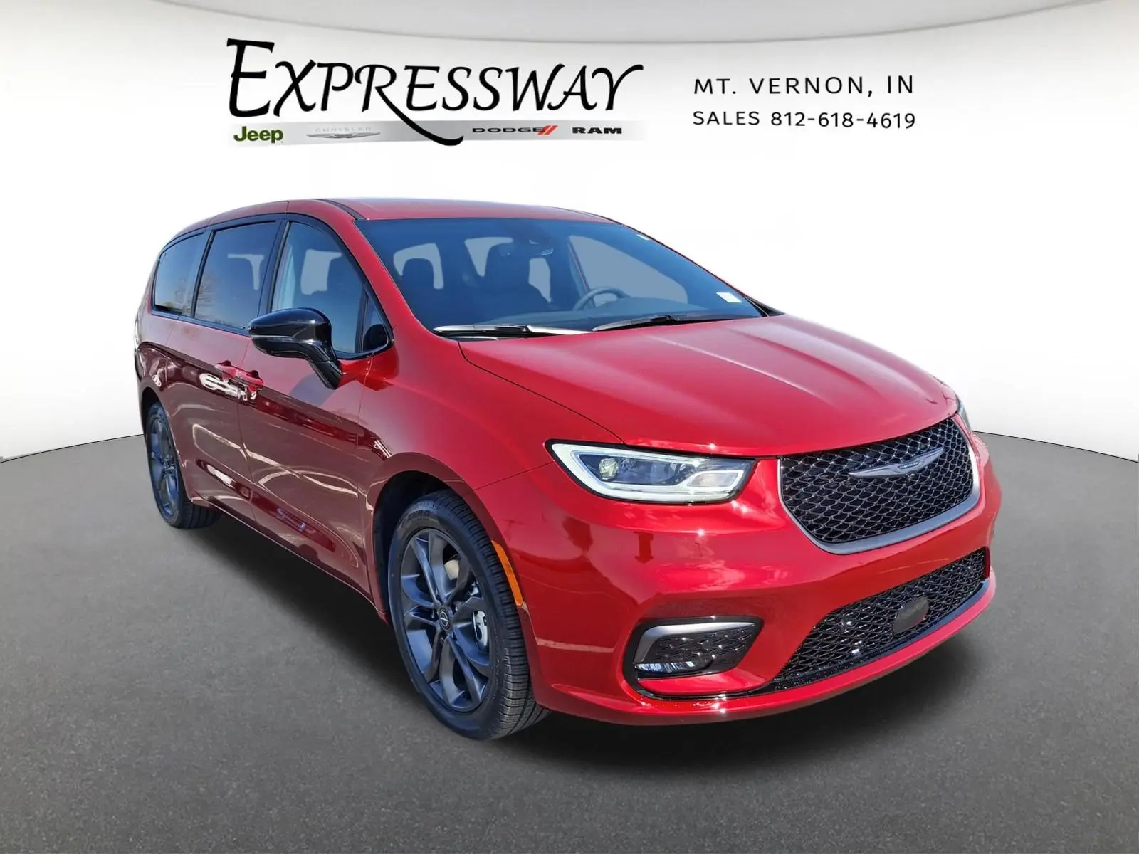 2026 Chrysler Pacifica Select photo 3