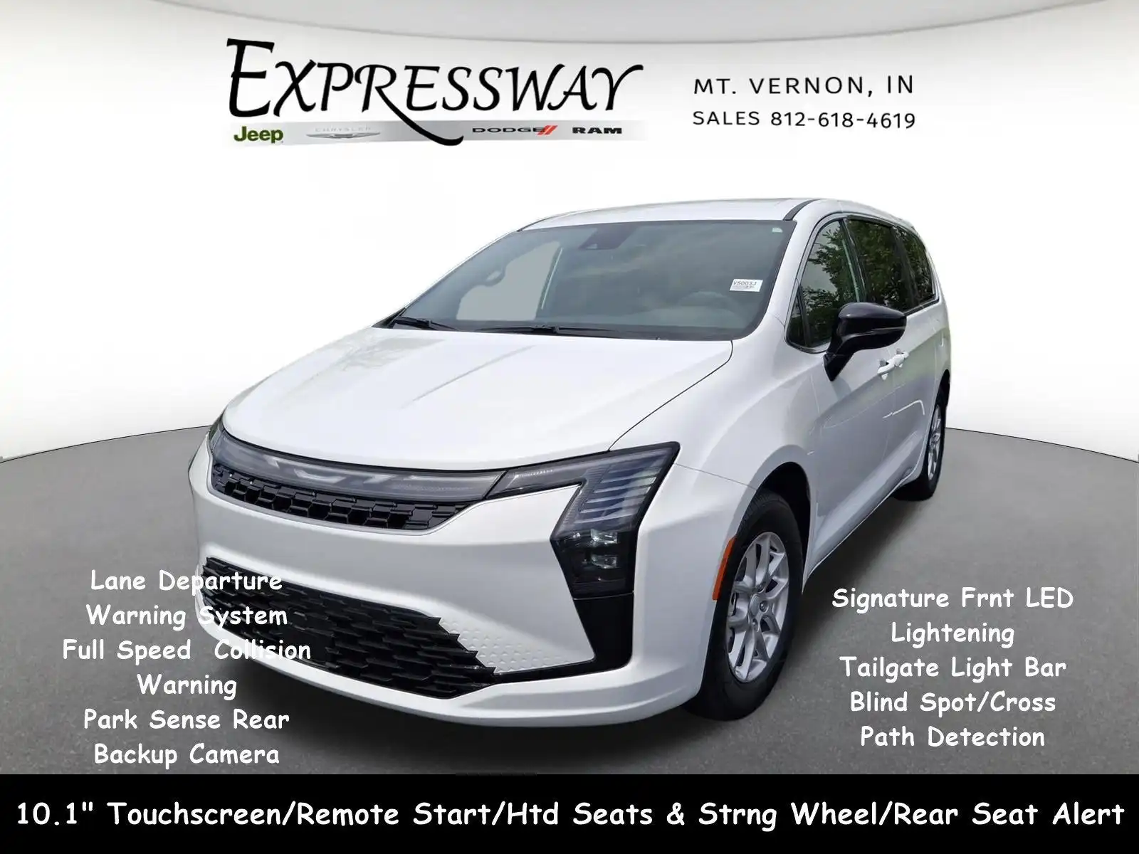 2027 Chrysler Pacifica Select's photo