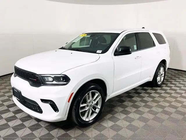 2023 Dodge Durango GT AWD photo 3