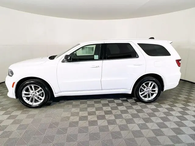 2023 Dodge Durango GT AWD photo 4