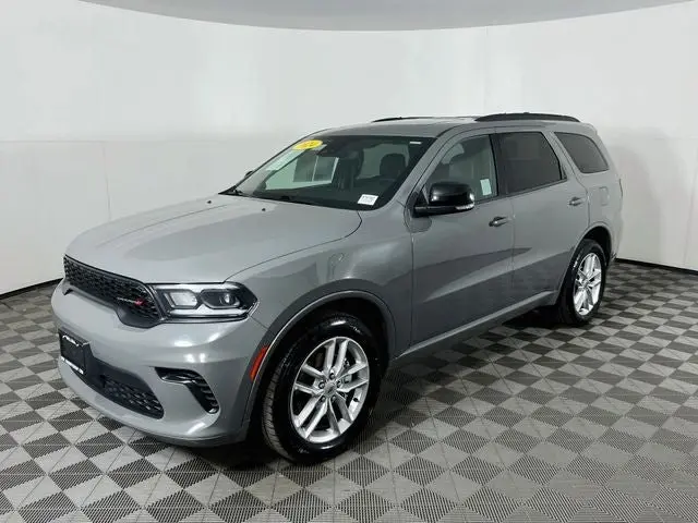 2024 Dodge Durango GT Plus AWD photo 3