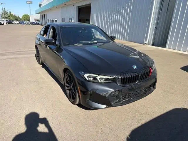 2023 BMW 3 Series 330i Sedan's photo
