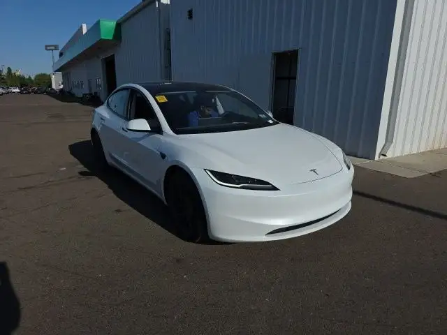 2024 Tesla Model 3 Base photo 1