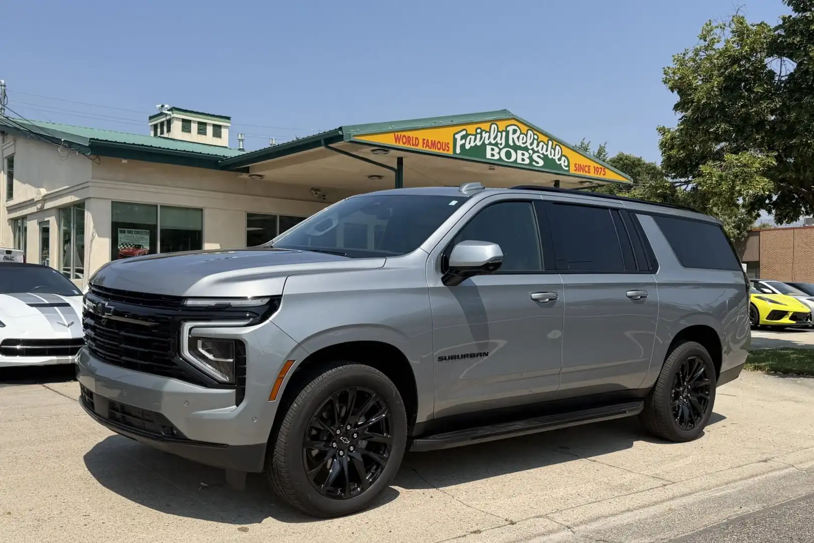 2025 Chevrolet Suburban RST 4X4's photo