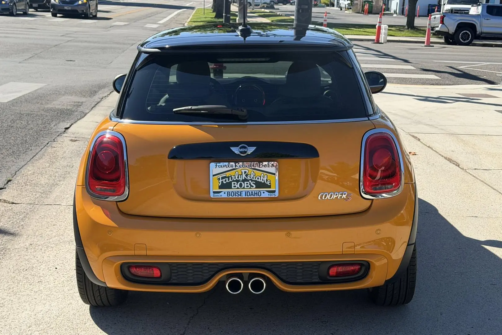 2014 MINI Cooper S photo 3
