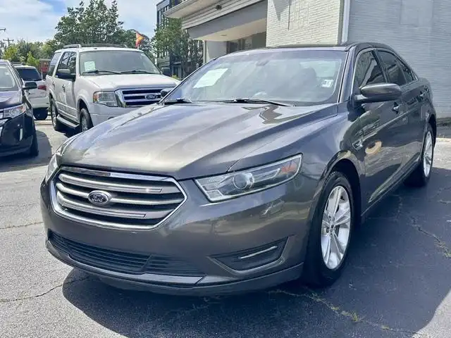 2016 Ford Taurus SEL FWD's photo