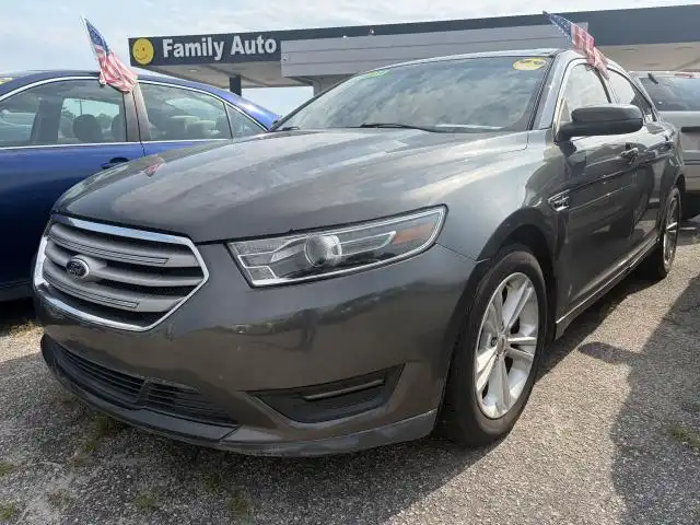 2015 Ford Taurus SEL FWD's photo