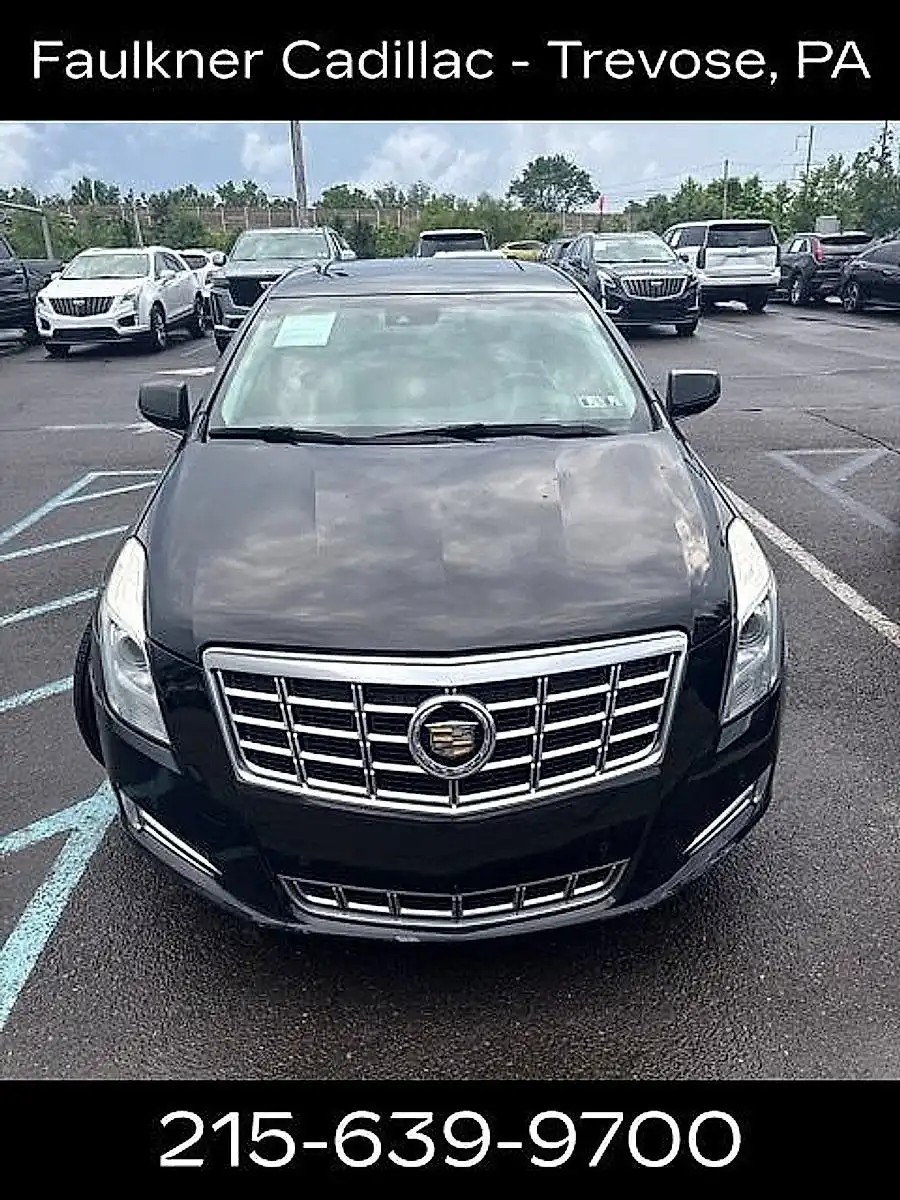 2015 Cadillac XTS 3.6L FWD Luxury Collection's photo