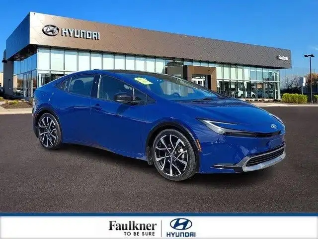 2024 Toyota Prius Prime XSE's photo