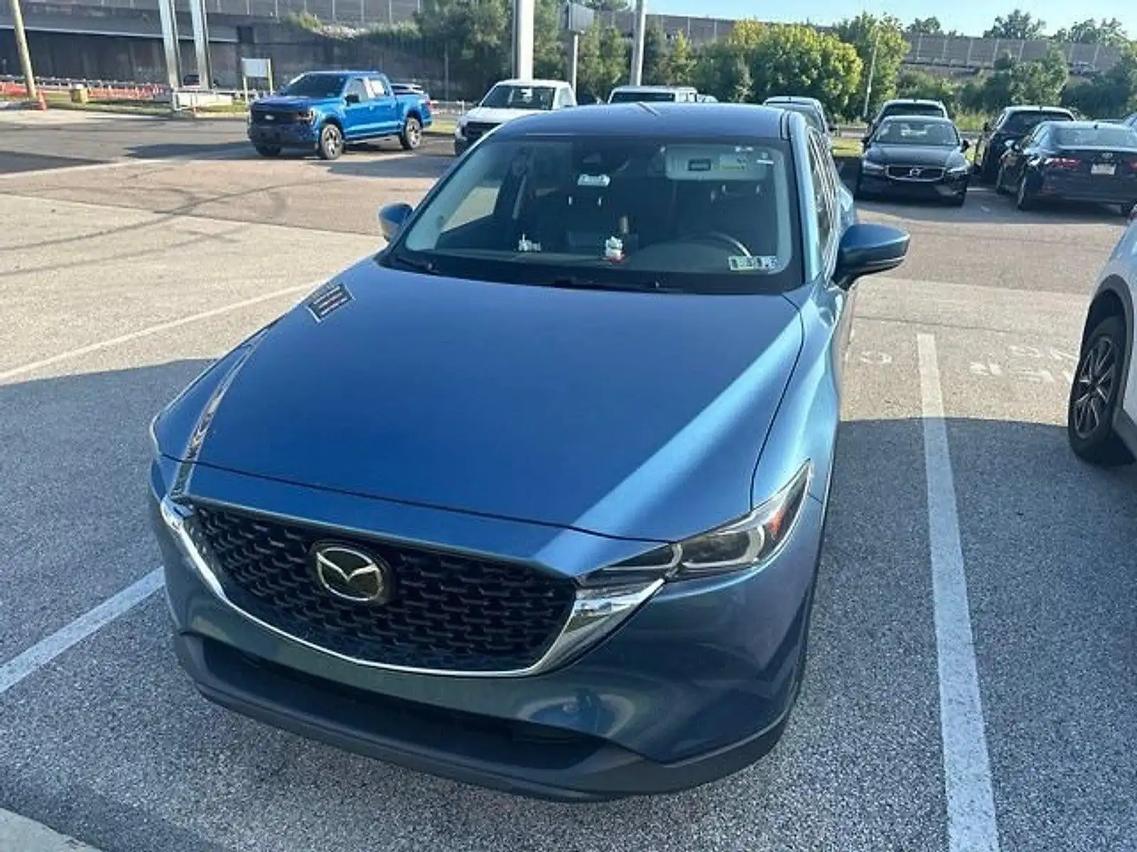 2023 Mazda CX-5 S Select Package Auto AWD's photo