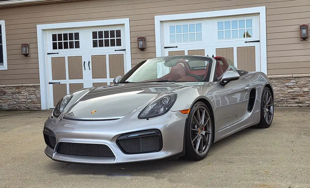 2016 Porsche Boxster Spyder's photo