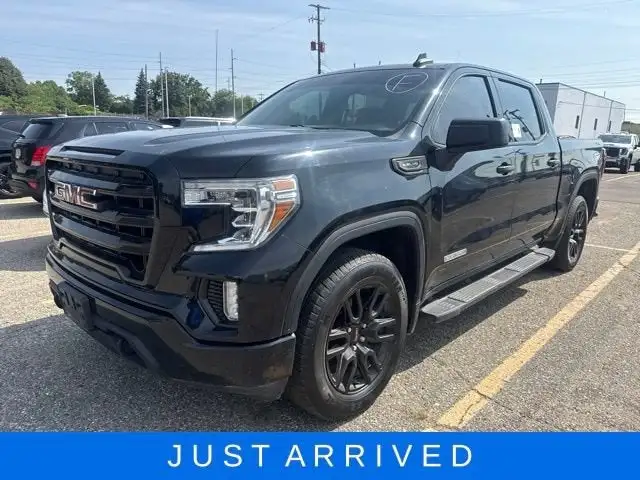 2021 GMC Sierra Elevation 4WD Crew Cab Short Box's photo