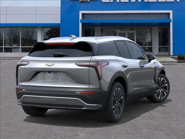 2026 Chevrolet Blazer EV LT AWD photo 4