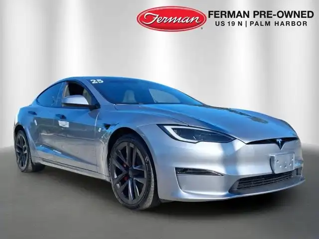 2025 Tesla Model S Plaid's photo