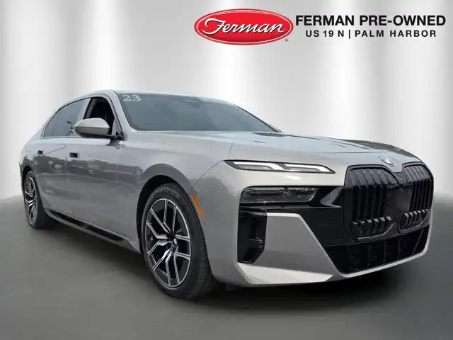 2023 BMW 7 Series 740i's photo