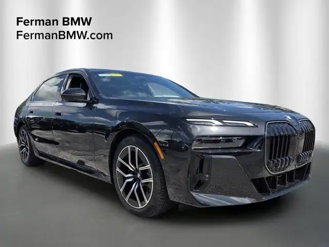 2026 BMW 7 Series 740i Sedan's photo