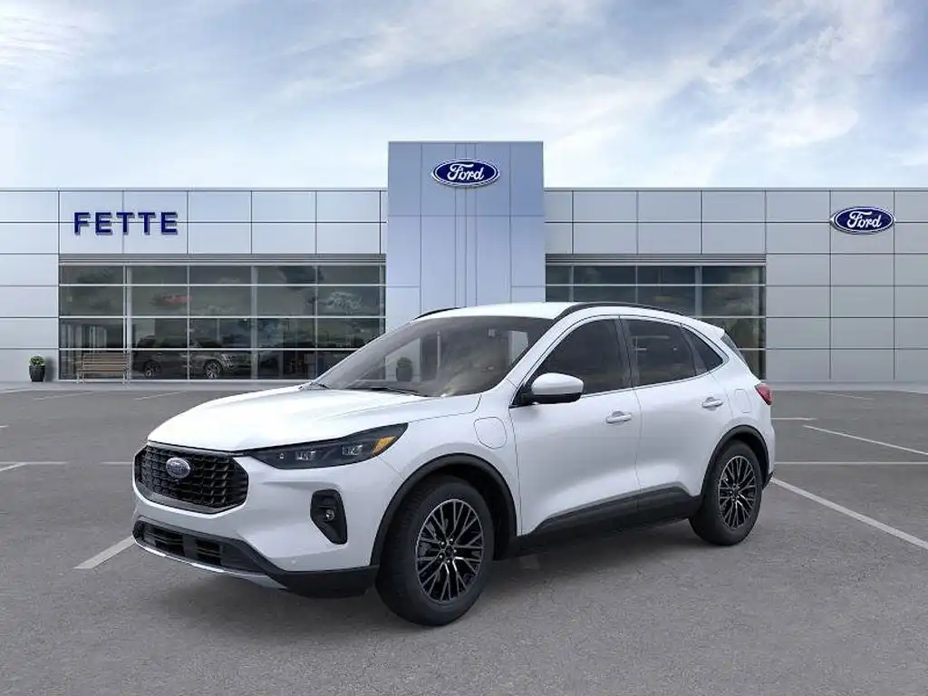 2025 Ford Escape PHEV FWD's photo