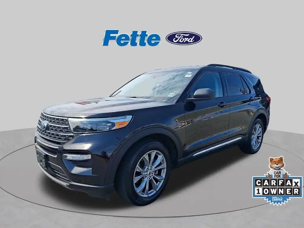 2023 Ford Explorer XLT 4WD's photo