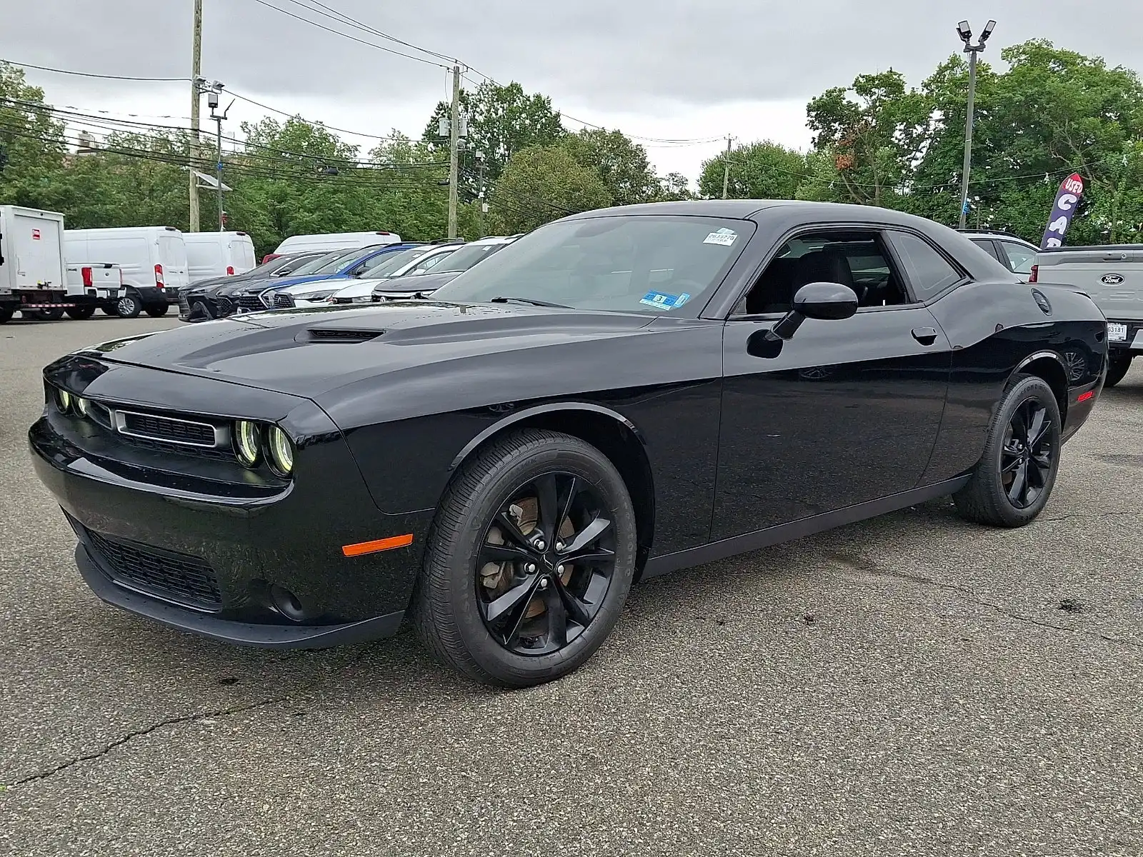 2020 Dodge Challenger SXT Auto AWD's photo