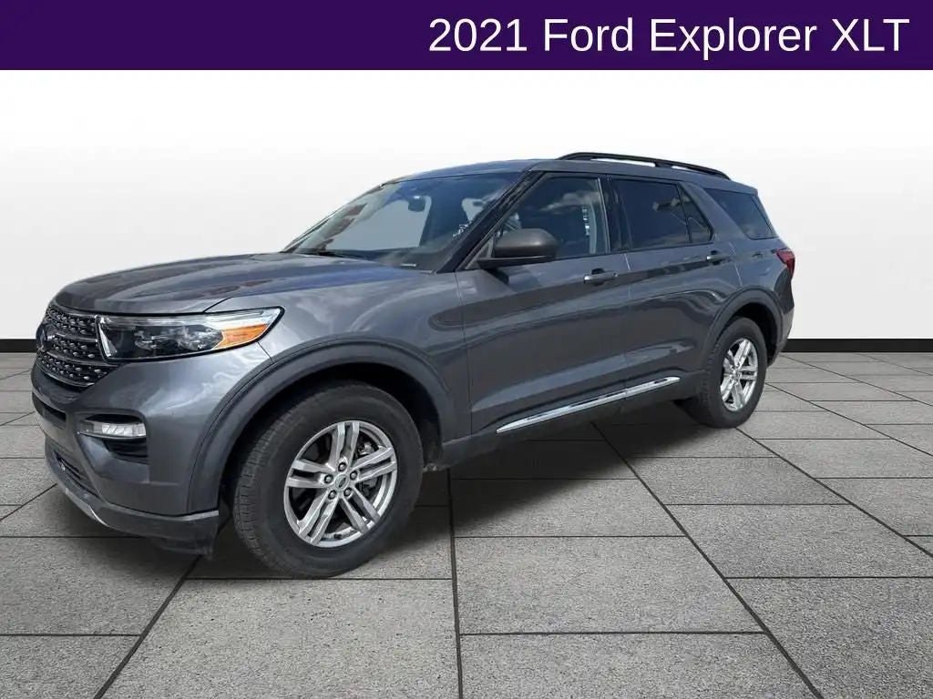 2021 Ford Explorer XLT 4WD's photo