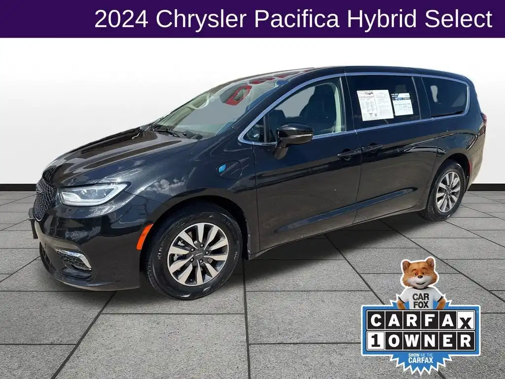 2024 Chrysler Pacifica Hybrid Select PHEV's photo