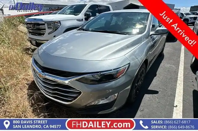 2025 Chevrolet Malibu 1LT's photo