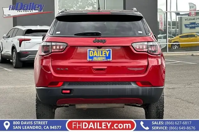2025 Jeep Compass Trailhawk 4X4 photo 5