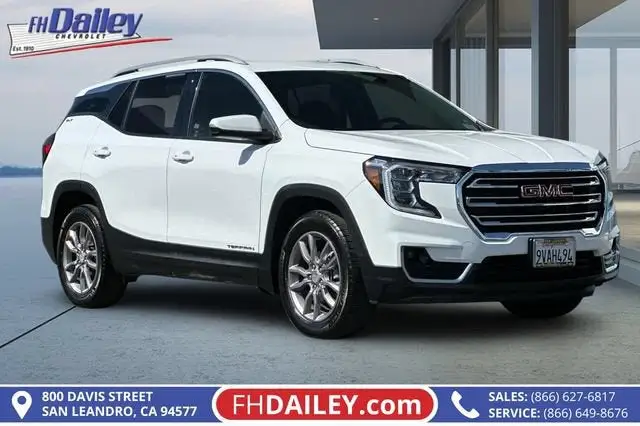 2024 GMC Terrain SLT AWD photo 1