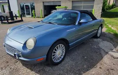 2005 Ford Thunderbird Deluxe photo 5